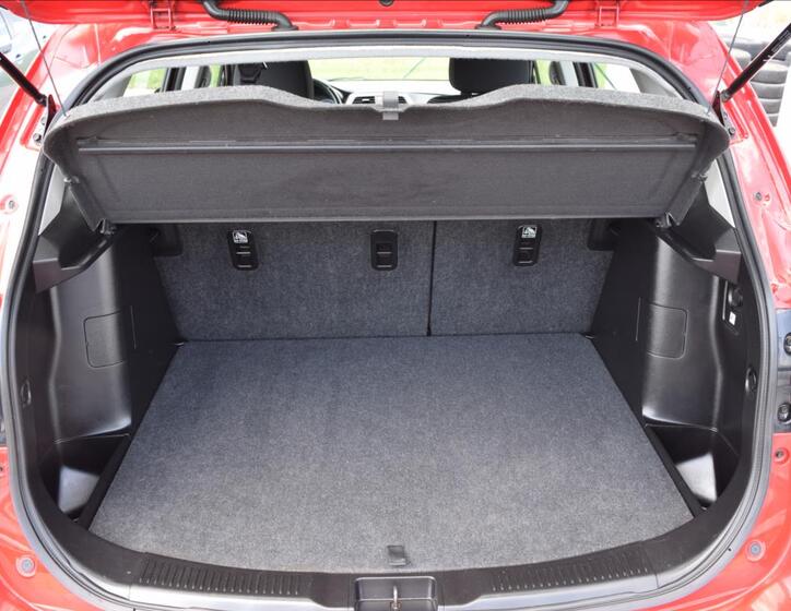 Suzuki SX4 S-Cross 21