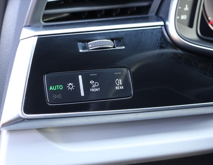 Audi Q7 SUV / Terénní 3,0 l 210 kw