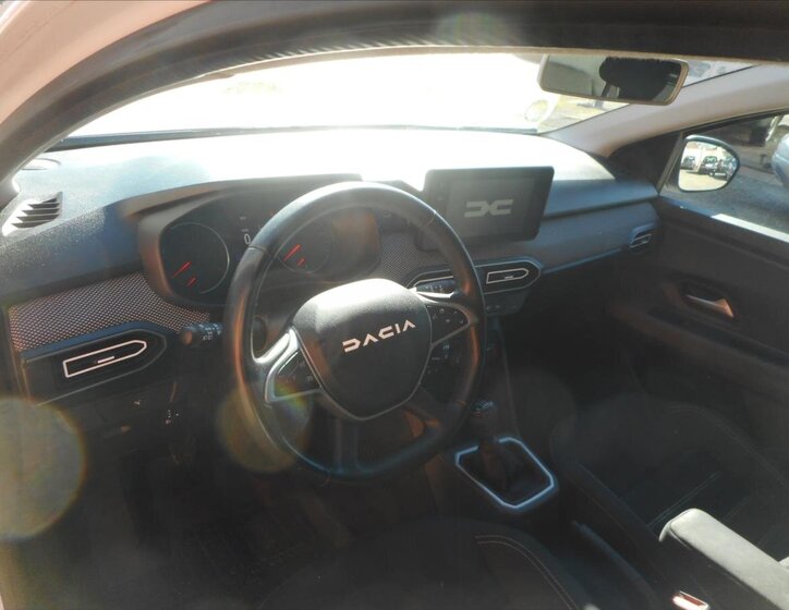 Dacia Jogger Kombi 999,0 81 kw