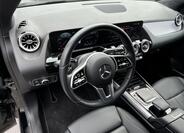 Mercedes-Benz GLA 10