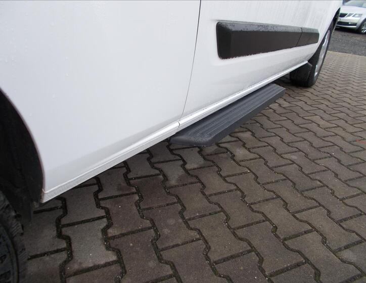 Ford Transit Custom 11