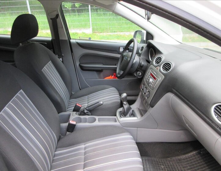 Ford Focus Kombi 1,6 l 66 kw