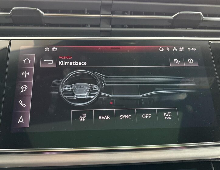 Audi Q8 SUV / Terénní 3,0 l 210 kw