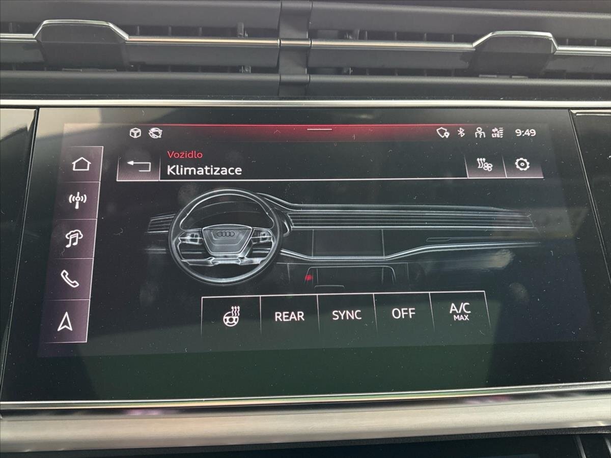 Audi Q8 SUV / Terénní 3,0 l 210 kw