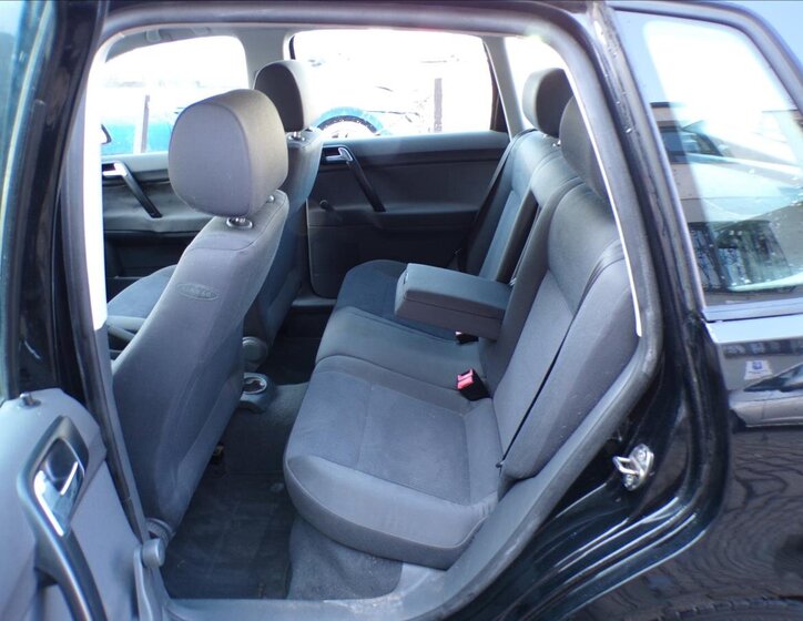 Volkswagen Polo Hatchback 1,2 l 47 kw