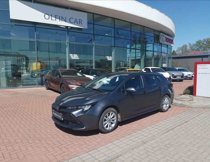 Toyota Corolla Kombi 2,0 l 112 kw