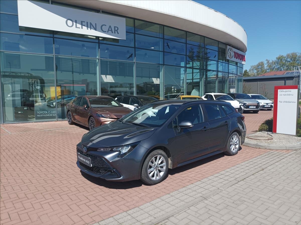 Toyota Corolla Kombi 2,0 l 112 kw