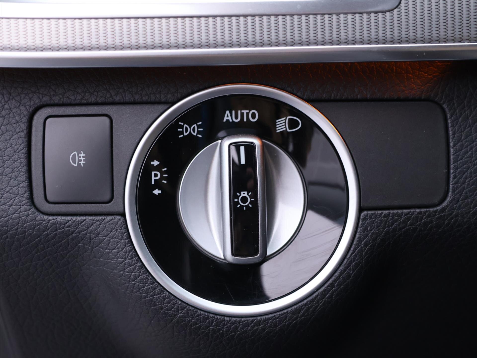 Mercedes-Benz Třídy E Kombi 3,0 l 185 kw