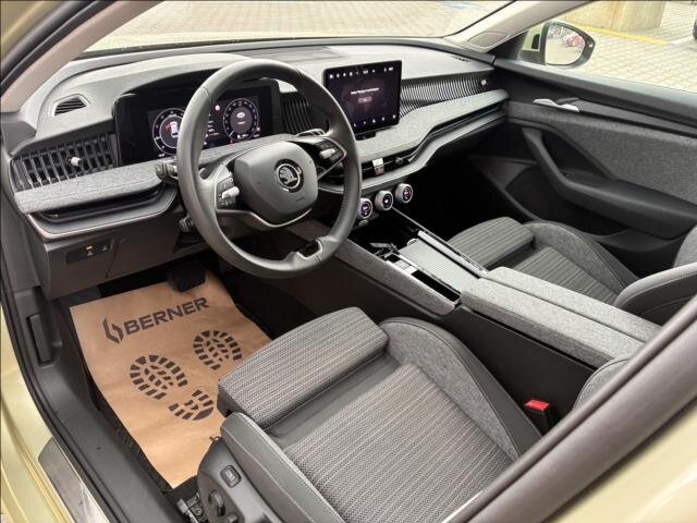 Škoda Superb Kombi 2,0 l 110 kw