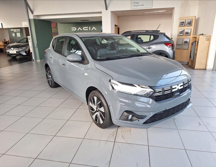 Dacia Sandero Hatchback 999,0 74 kw