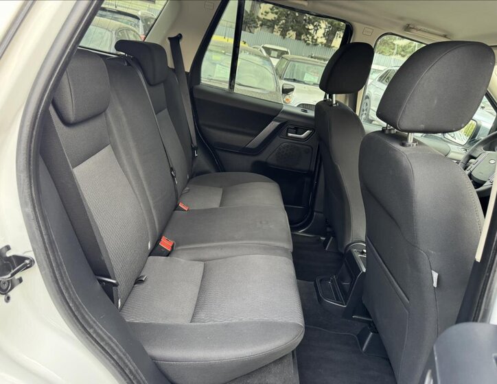 Land Rover Freelander SUV / Terénní 2,2 l 140 kw