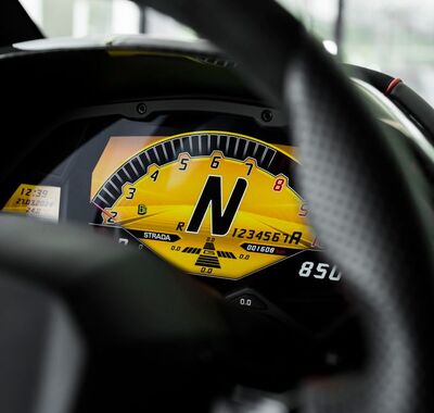 Lamborghini Aventador 29