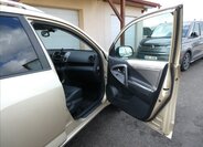 Toyota RAV4 SUV / Terénní 2,2 l 110 kw