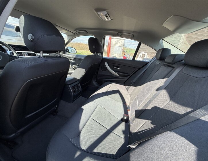 BMW Řada 3 Sedan 3,0 l 225 kw