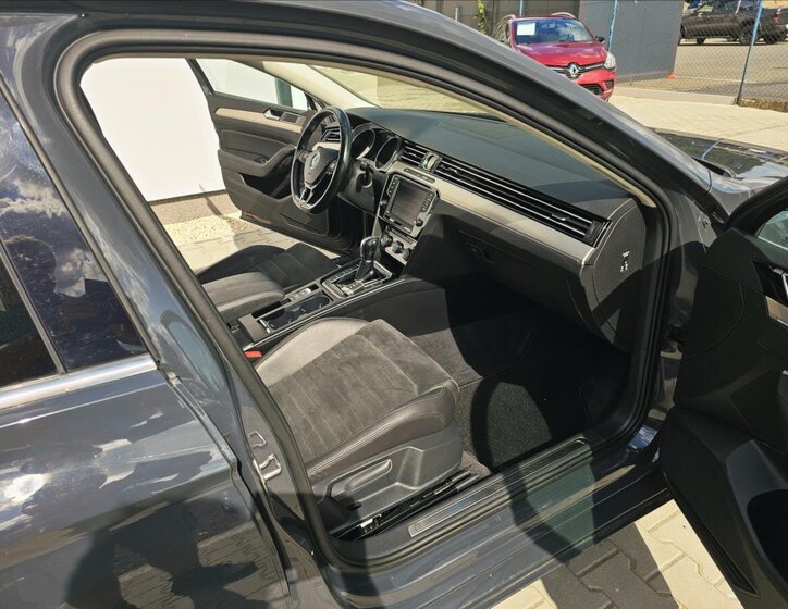 Volkswagen Passat Kombi 1,4 l 110 kw