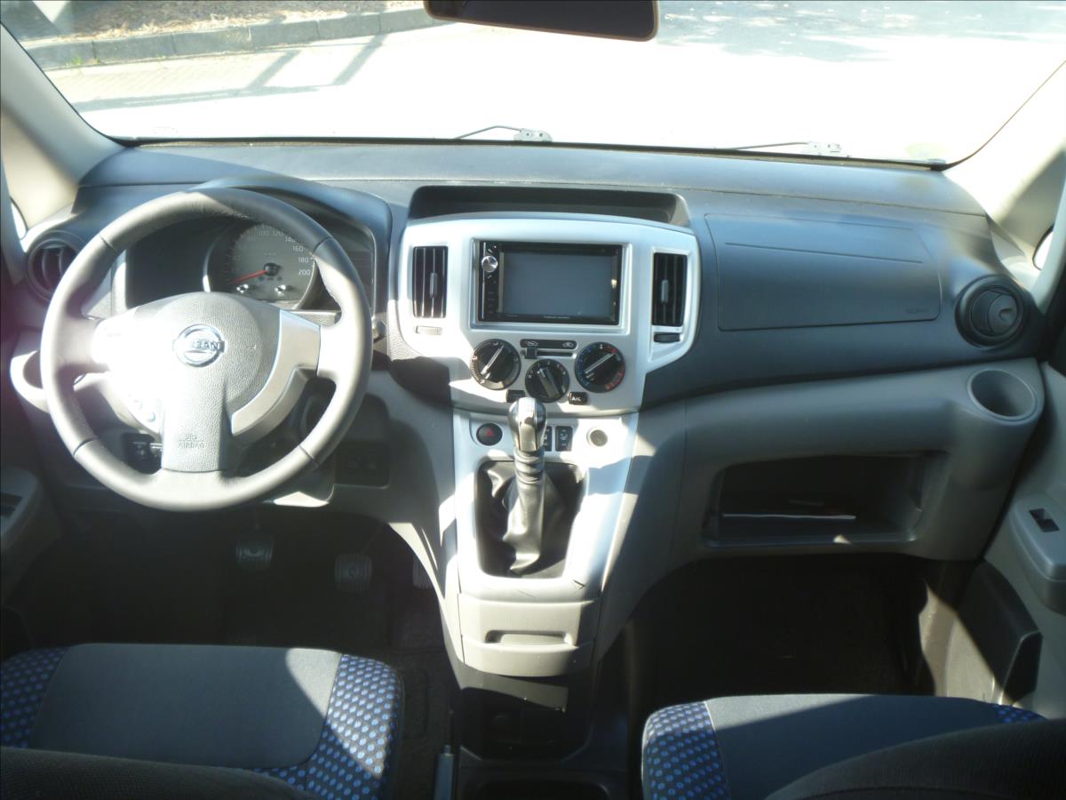 Nissan NV200