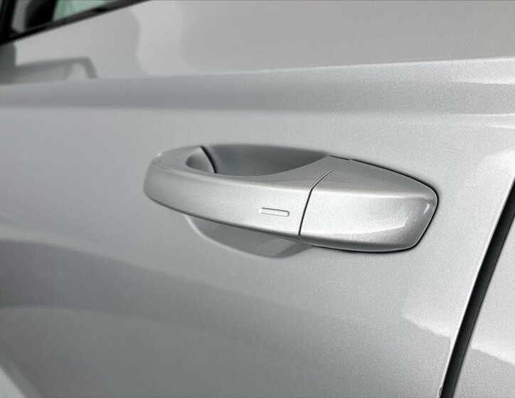 Škoda Karoq SUV / Terénní 1,5 l 110 kw