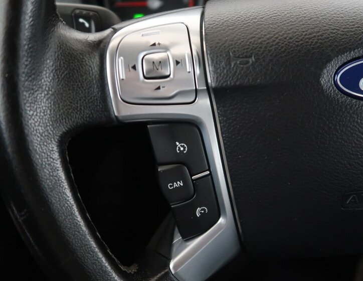 Ford Mondeo Kombi 2,0 l 103 kw