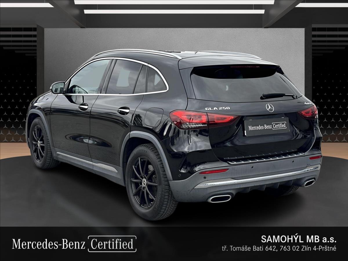 Mercedes-Benz GLA SUV 2,0 l 165 kw