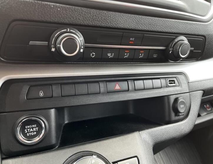 Toyota ProAce Verso 37