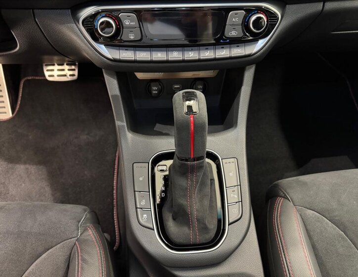 Hyundai i30 Liftback 2,0 l 206 kw