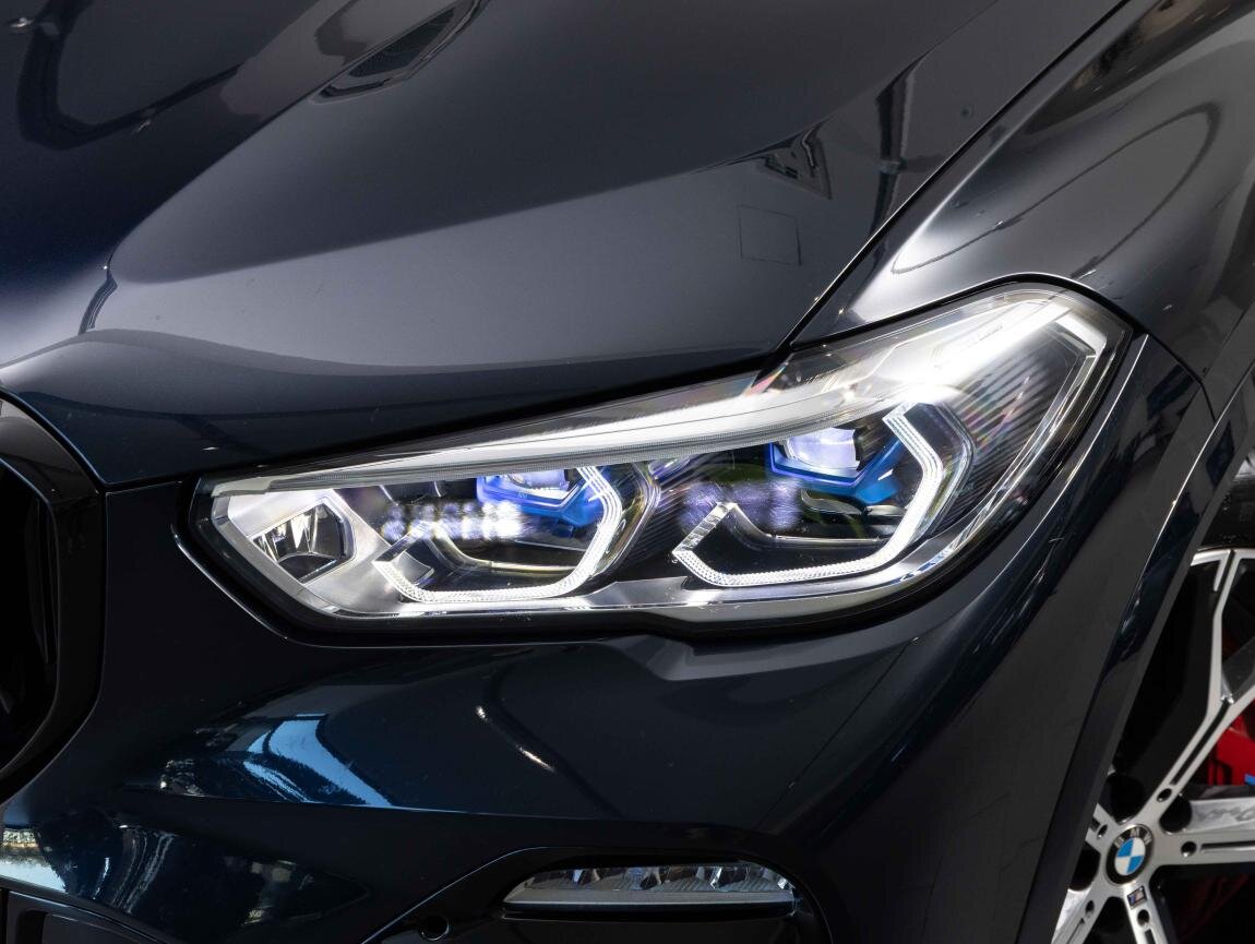 BMW X5 SUV / Terénní 3,0 l 250 kw