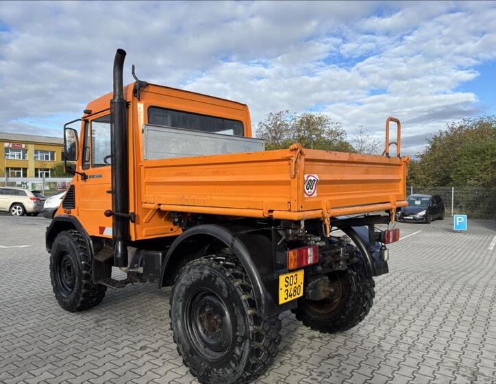 Mercedes-Benz Ostatní 6