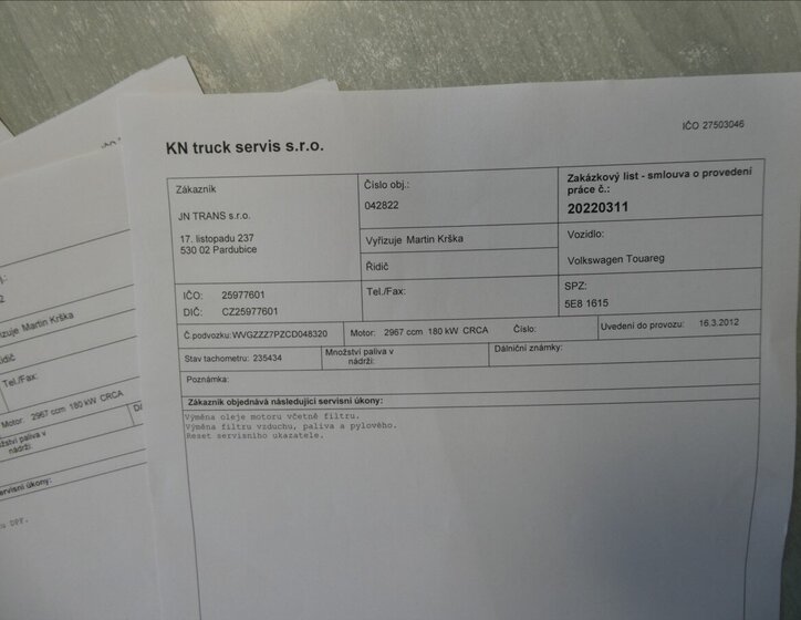 Volkswagen Touareg SUV / Terénní 3,0 l 180 kw