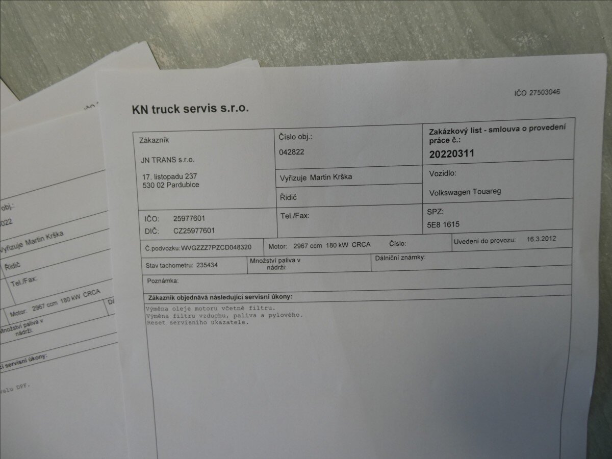 Volkswagen Touareg SUV / Terénní 3,0 l 180 kw