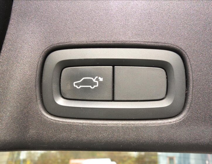 Volvo V90 Kombi 2,0 l 140 kw