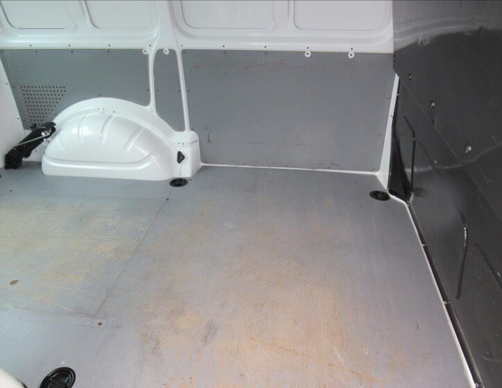 Volkswagen Transporter 16