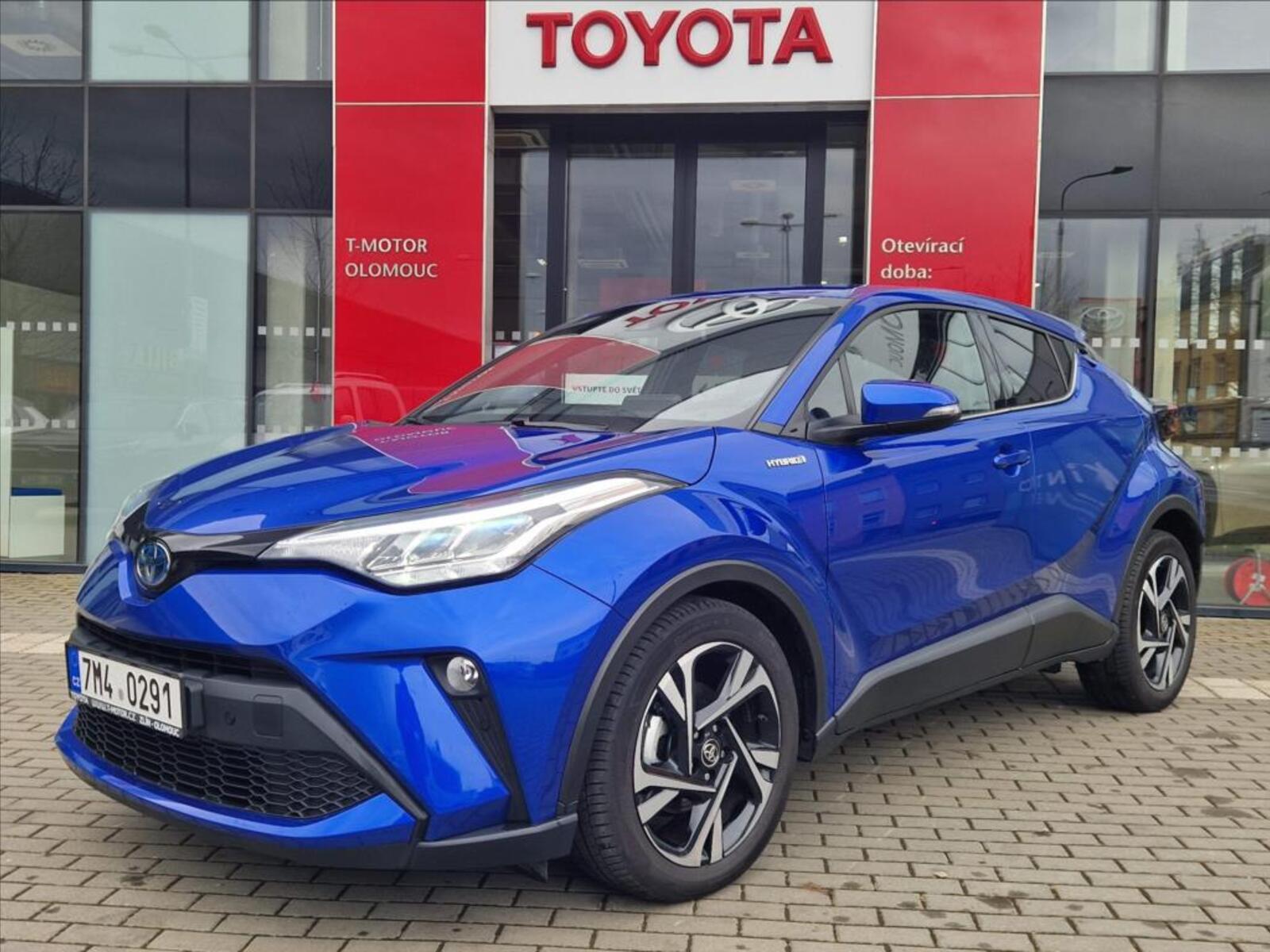 Toyota C-HR 2