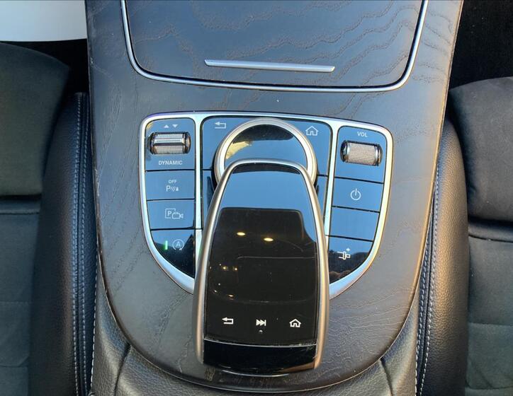 Mercedes-Benz Třídy E 14