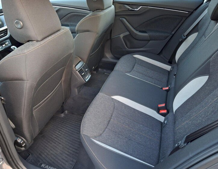 Škoda Kamiq SUV 1,5 l 110 kw