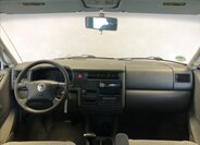 Volkswagen Caravelle 14