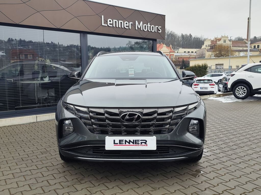 Hyundai Tucson SUV 1,6 l 195 kw