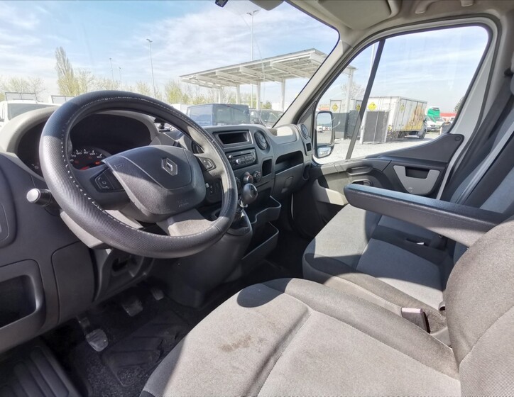 Renault Master 6