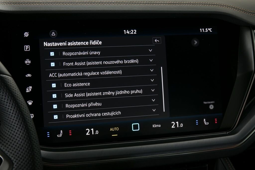 Volkswagen Touareg SUV / Terénní 3,0 l 210 kw