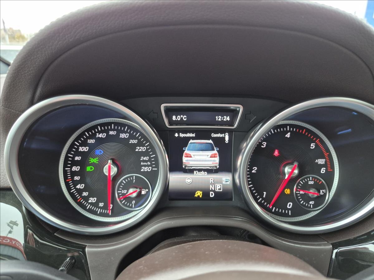 Mercedes-Benz GLS SUV / Terénní 3,0 l 190 kw