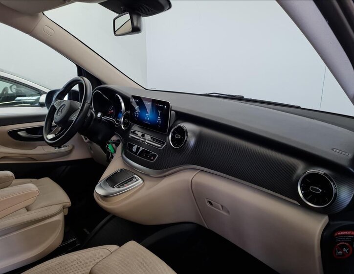 Mercedes-Benz Třídy V MPV 2,0 l 174 kw