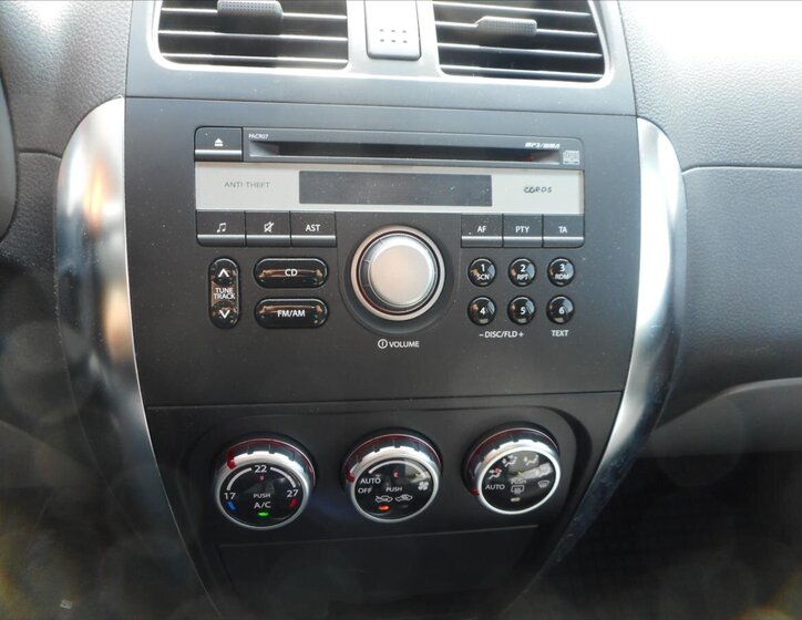 Suzuki SX4 Hatchback 1,6 l 79 kw