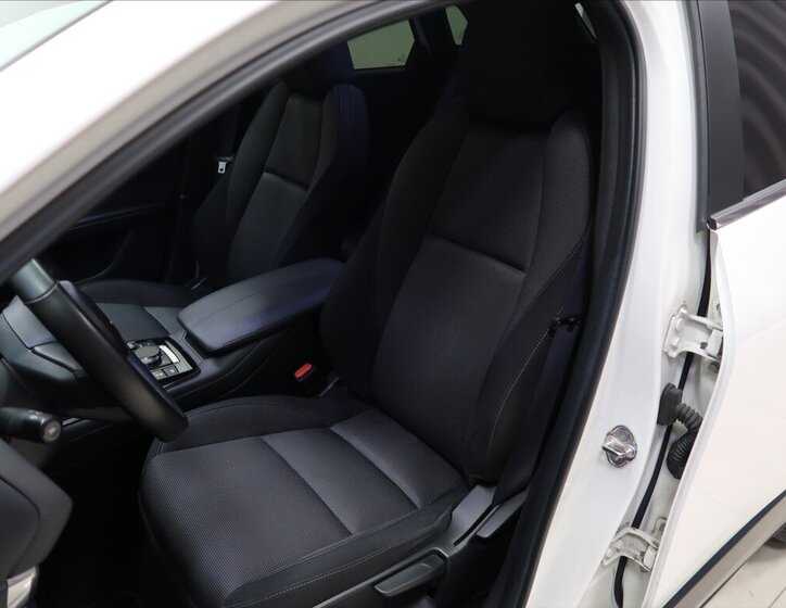 Mazda CX-30 SUV / Terénní 2,0 l 90 kw