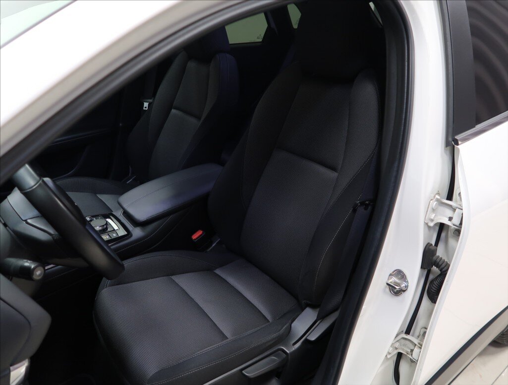 Mazda CX-30 SUV / Terénní 2,0 l 90 kw