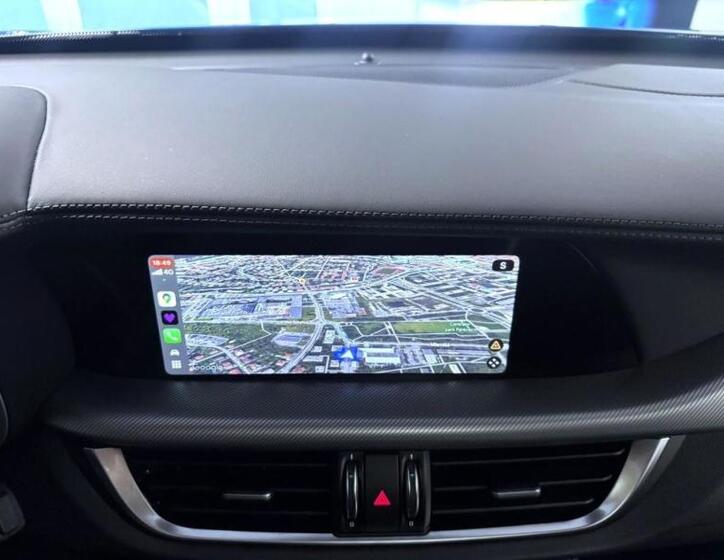 Alfa Romeo Stelvio 14