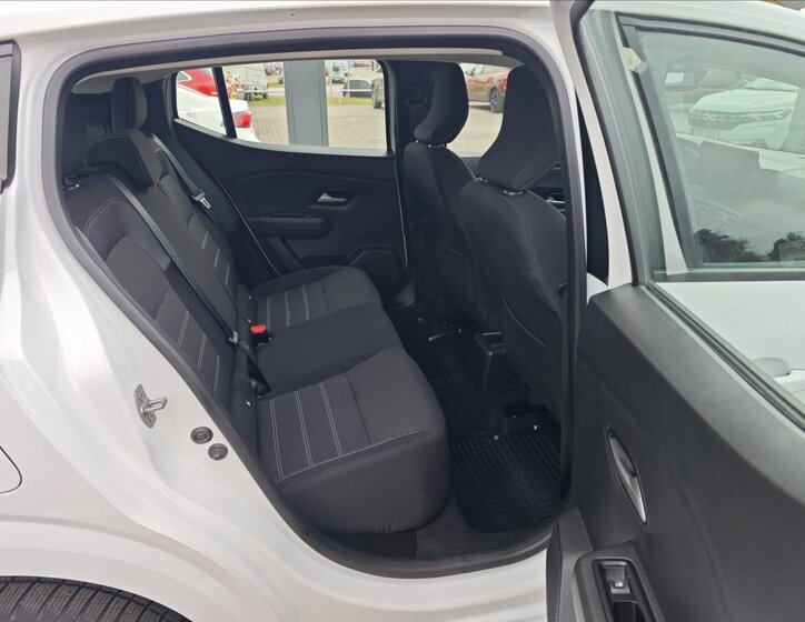 Dacia Sandero Hatchback 999,0 67 kw