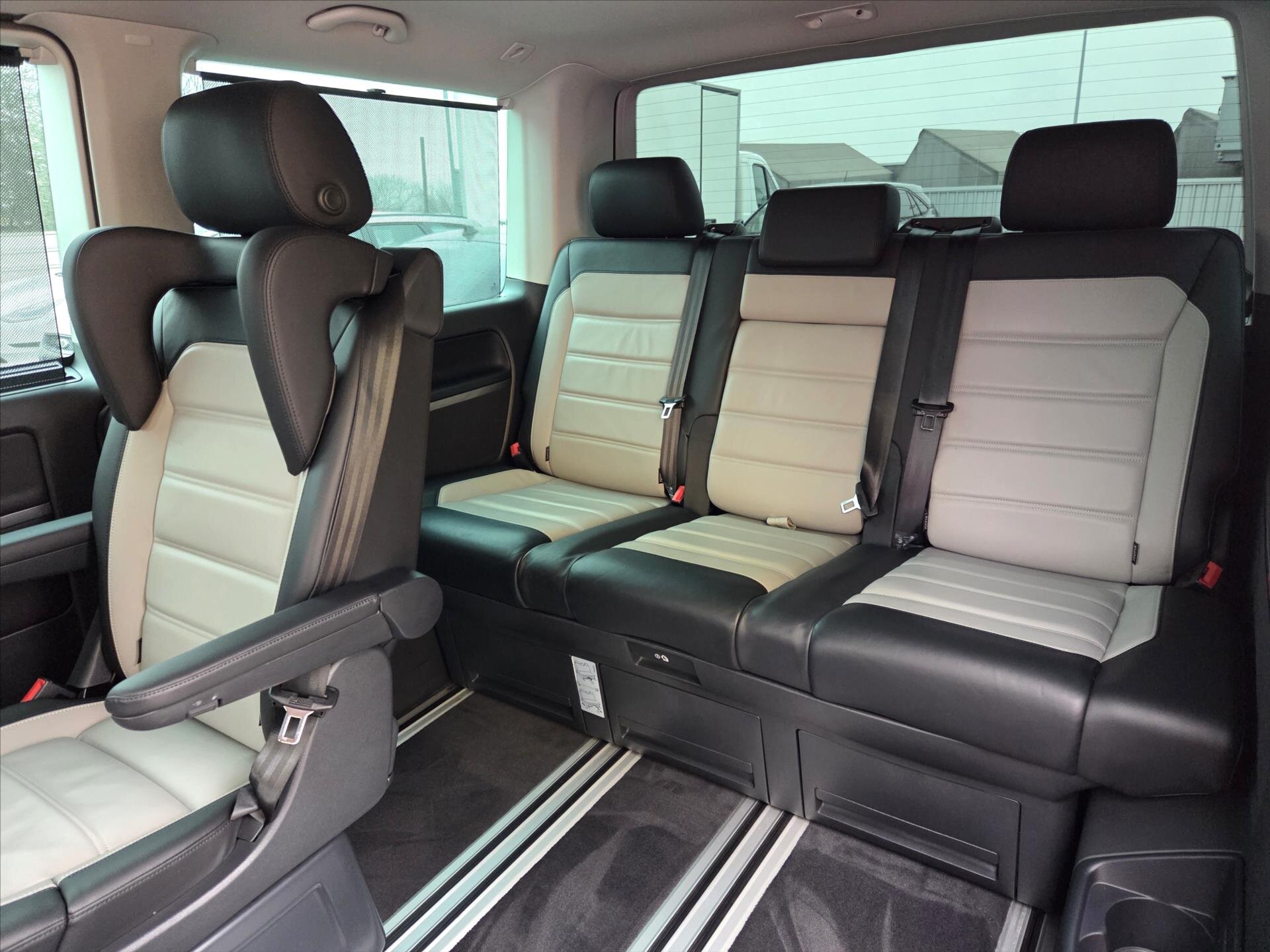 Volkswagen Multivan MPV 2,0 l 146 kw