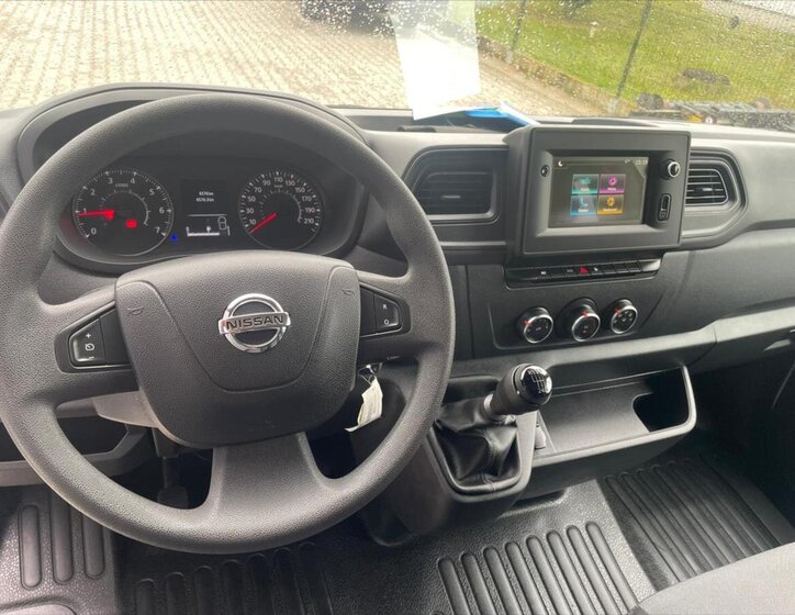 Nissan Interstar Skříň 2,3 l 100 kw