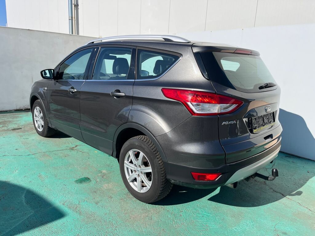 Ford Kuga SUV 1,6 l 134 kw