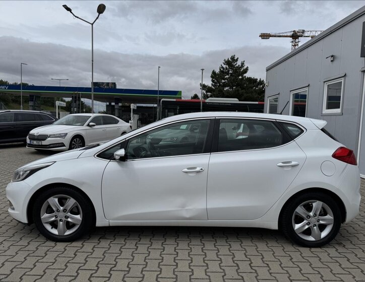 KIA Ceed Hatchback 1,6 l 94 kw