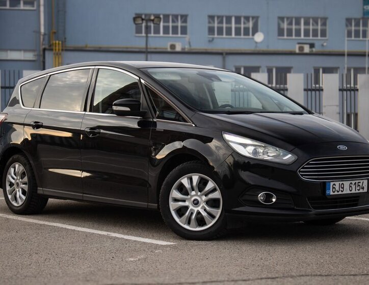 Ford S-MAX MPV 2,0 l 110 kw